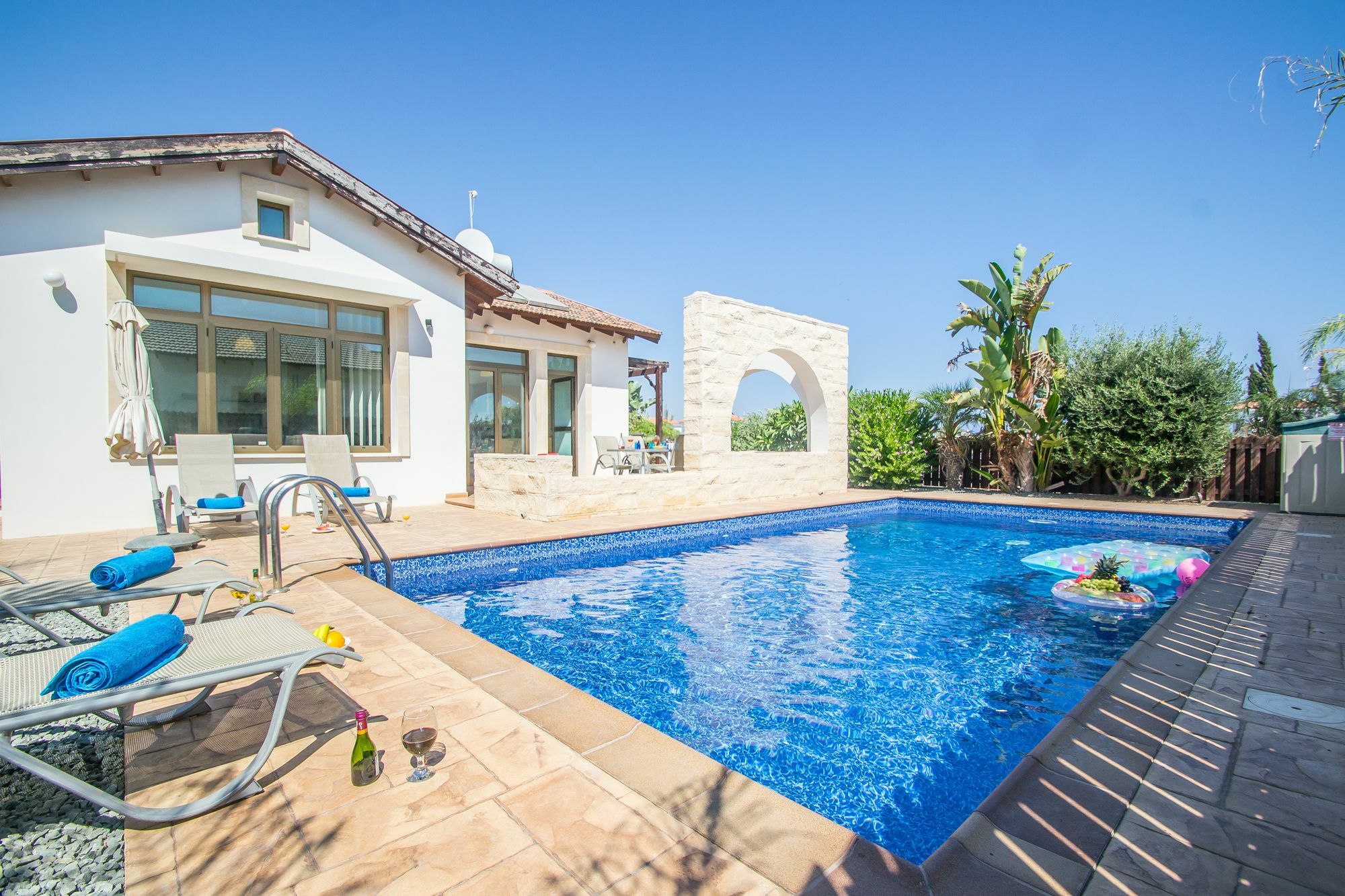 איה נאפה Rada'S Vacation Home מראה חיצוני תמונה